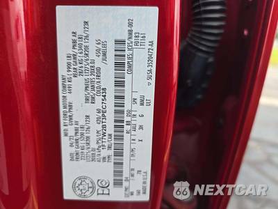 2023 Ford Super Duty F-250 Platinum Crew Cab Medium Bed - zdjęcie 2 z 19 - miniatura