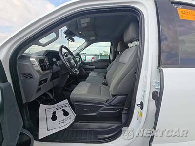2023 Ford F-150 XLT Crew Cab Medium Bed - zdjęcie 6 z 23 - miniatura