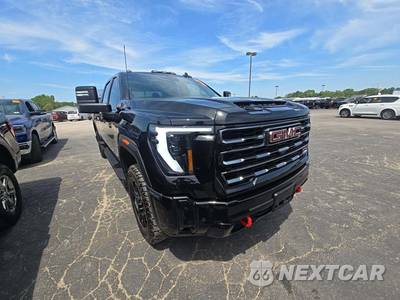 2025 GMC Sierra 2500HD AT4 Crew Cab Medium Bed 4SB - zdjęcie 4 z 22 - miniatura