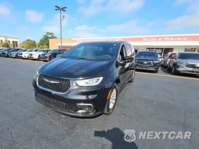2025 Chrysler Pacifica Select 121.6" WB