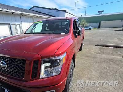 2018 Nissan TITAN PRO-4X Crew Cab Extra Short Bed