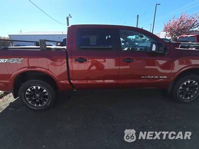 2018 Nissan TITAN PRO-4X Crew Cab Extra Short Bed - zdjęcie 5 z 24 - miniatura