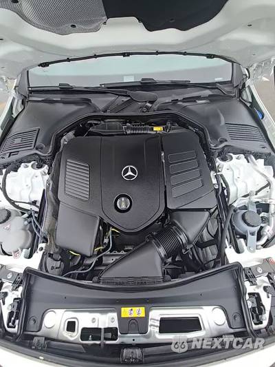 2025 Mercedes-Benz C 300 4MATIC - zdjęcie 24 z 24 - miniatura