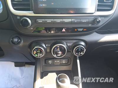 2024 Hyundai Venue SEL - zdjęcie 33 z 37 - miniatura