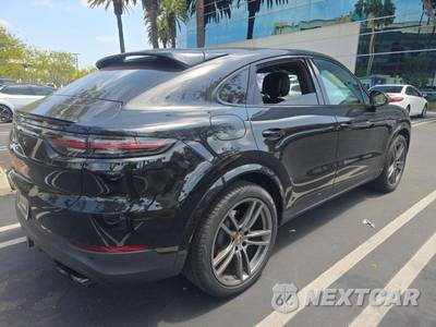 2023 Porsche Cayenne Coupe Platinum Edition - zdjęcie 3 z 22 - miniatura