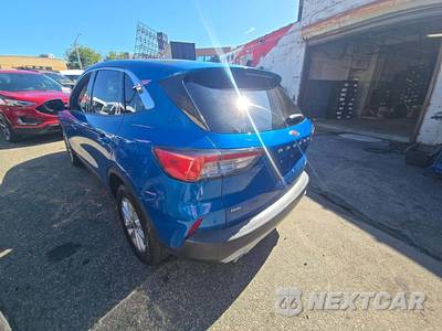 2021 Ford Escape SE - zdjęcie 2 z 21 - miniatura