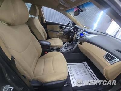 2013 Hyundai Elantra GLS Sedan - zdjęcie 18 z 33 - miniatura