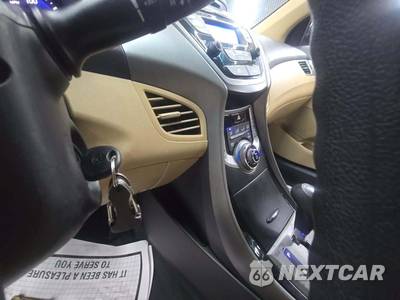 2013 Hyundai Elantra GLS Sedan - zdjęcie 8 z 33 - miniatura