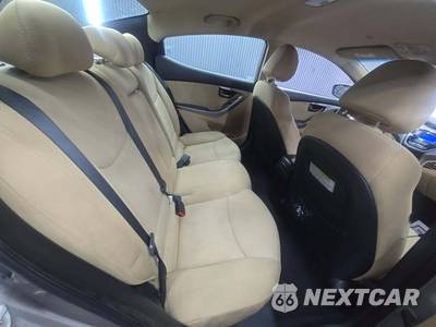 2013 Hyundai Elantra GLS Sedan - zdjęcie 16 z 33 - miniatura