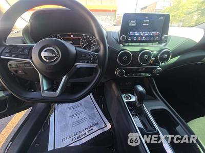 2025 Nissan Sentra SV - zdjęcie 10 z 25 - miniatura