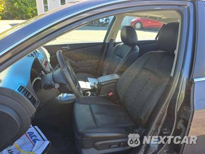 2010 Nissan Altima 2.5 SL Sedan - zdjęcie 3 z 25 - miniatura