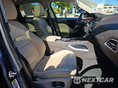 2020 Jaguar F-PACE 25t Prestige - zdjęcie 15 z 21 - miniatura