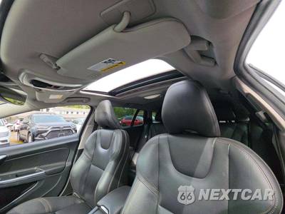 2017 Volvo V60 Cross Country T5 - zdjęcie 8 z 27 - miniatura