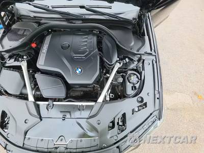 2023 BMW 5 Series Sedan 530i xDrive M SPORT LINE - zdjęcie 18 z 19 - miniatura