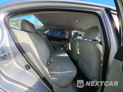 2012 Honda Civic Sedan LX - zdjęcie 13 z 28 - miniatura