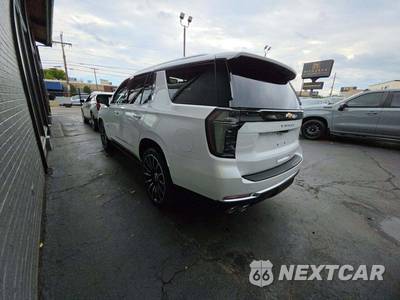 2025 Chevrolet Tahoe High Country 3LZ - zdjęcie 2 z 23 - miniatura