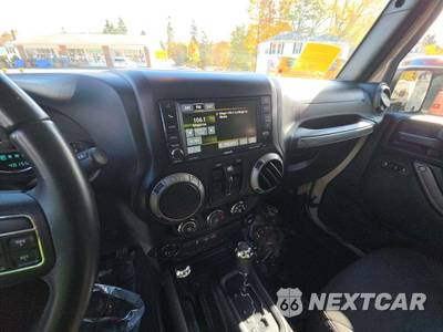 2016 Jeep Wrangler Unlimited Sport - zdjęcie 10 z 31 - miniatura