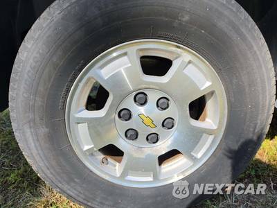2013 Chevrolet Suburban 1500 LS 1LS - zdjęcie 29 z 39 - miniatura