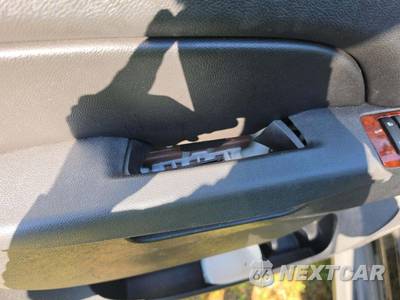 2013 Chevrolet Suburban 1500 LS 1LS - zdjęcie 35 z 39 - miniatura