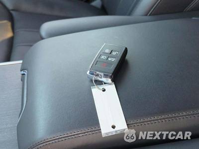 2025 Land Rover Range Rover SE LWB w/7-Passenger Seating - zdjęcie 5 z 23 - miniatura