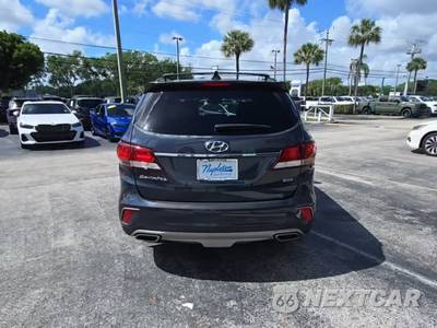 2018 Hyundai Santa Fe SE - zdjęcie 4 z 38 - miniatura