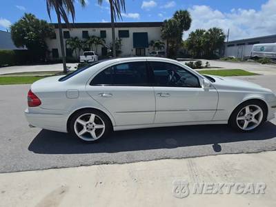 2009 Mercedes-Benz E 350 Sedan - zdjęcie 5 z 39 - miniatura