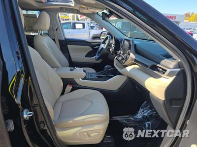 2024 Toyota Highlander XLE - zdjęcie 16 z 23 - miniatura