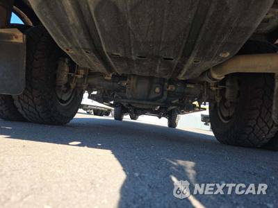 2020 Ford Super Duty F-350 Cab Chassis Lariat Crew Cab DRW - zdjęcie 11 z 32 - miniatura