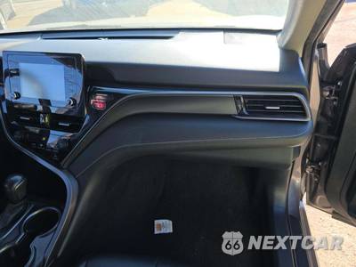 2021 Toyota Camry SE - zdjęcie 16 z 28 - miniatura