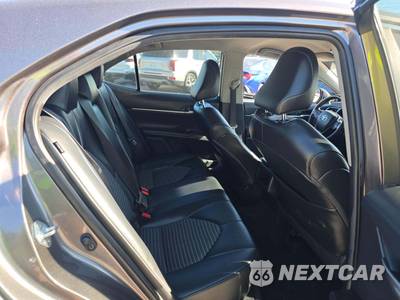 2021 Toyota Camry SE - zdjęcie 13 z 28 - miniatura