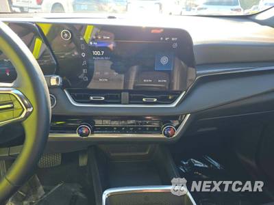 2026 Chevrolet Equinox LT 2LT - zdjęcie 7 z 18 - miniatura