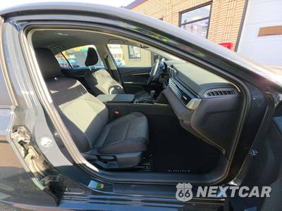 2026 Toyota Camry LE - zdjęcie 15 z 19 - miniatura