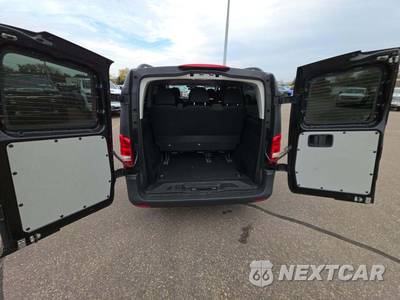 2023 Mercedes-Benz Metris Passenger Van 126.0" WB - zdjęcie 12 z 23 - miniatura
