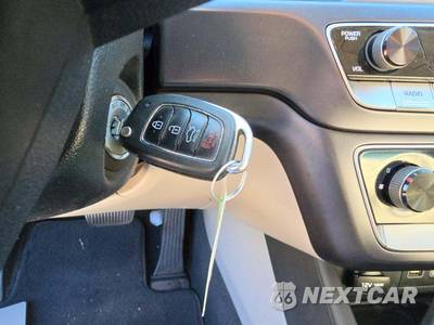 2019 Hyundai Sonata SE - zdjęcie 8 z 20 - miniatura