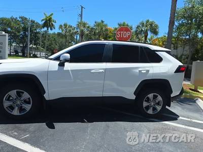 2024 Toyota RAV4 XLE - zdjęcie 3 z 24 - miniatura