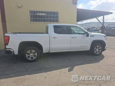 2025 GMC Sierra 1500 SLT Crew Cab Short Bed 4SA - zdjęcie 4 z 20 - miniatura