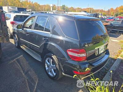 2010 Mercedes-Benz ML 350 - zdjęcie 2 z 33 - miniatura