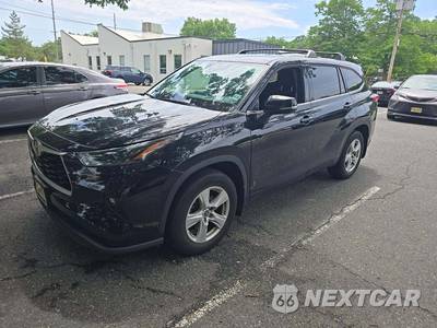 2022 Toyota Highlander LE - zdjęcie 1 z 35 - miniatura