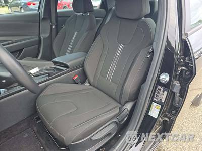 2025 Hyundai Elantra SEL Sport - zdjęcie 3 z 23 - miniatura