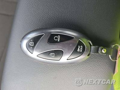 2025 Hyundai Elantra SEL Sport - zdjęcie 5 z 23 - miniatura