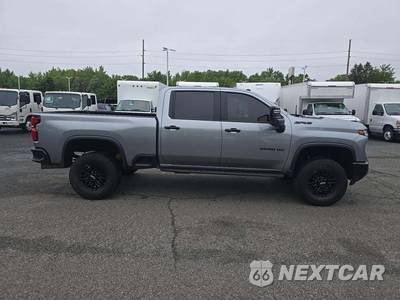 2024 Chevrolet Silverado 2500HD ZR2 Crew Cab Medium Bed 3LT - zdjęcie 4 z 25 - miniatura