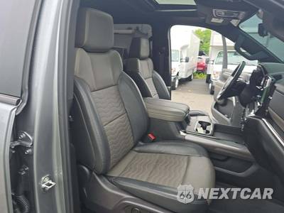 2024 Chevrolet Silverado 2500HD ZR2 Crew Cab Medium Bed 3LT - zdjęcie 18 z 25 - miniatura