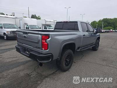 2024 Chevrolet Silverado 2500HD ZR2 Crew Cab Medium Bed 3LT - zdjęcie 3 z 25 - miniatura