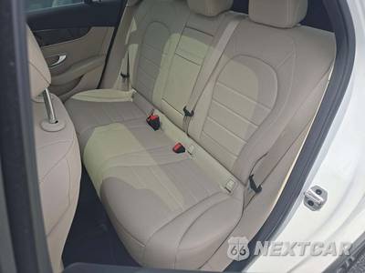 2021 Mercedes-Benz GLC 300 4MATIC - zdjęcie 13 z 22 - miniatura