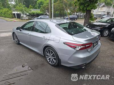 2023 Toyota Camry Hybrid XLE - zdjęcie 2 z 27 - miniatura