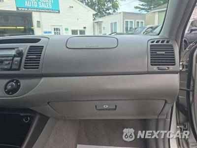 2004 Toyota Camry SE - zdjęcie 19 z 30 - miniatura