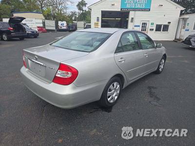 2004 Toyota Camry SE - zdjęcie 3 z 30 - miniatura