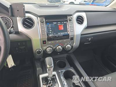 2017 Toyota Tundra SR5 Crew Cab Short Bed - zdjęcie 10 z 21 - miniatura