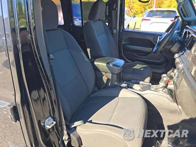 2018 Jeep Wrangler Unlimited Sport S - zdjęcie 15 z 21 - miniatura