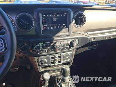 2018 Jeep Wrangler Unlimited Sport S - zdjęcie 7 z 21 - miniatura
